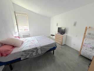  Immeuble à vendre 8 pièces 