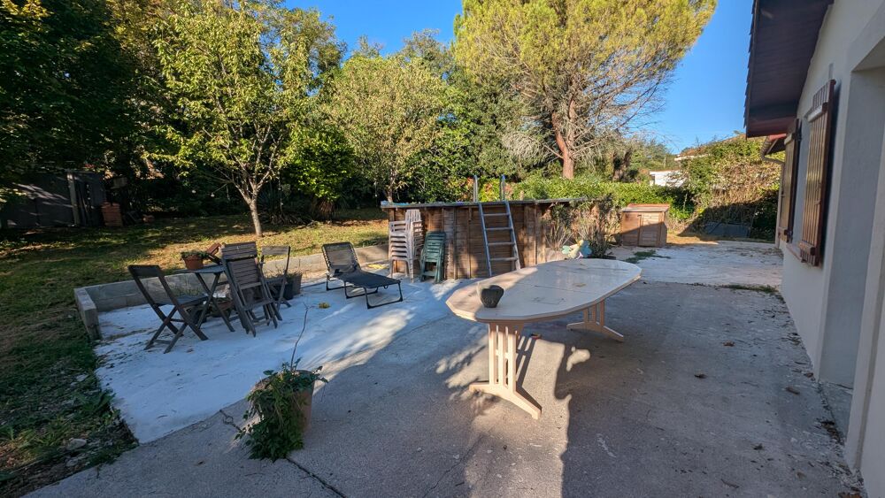 Vente Maison Maison 8 pièces Villeneuve-sur-lot