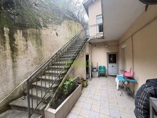  Immeuble à vendre 193 m²