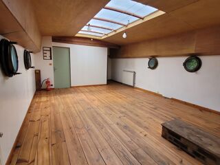 Pniche  vendre 3 pices 180 m