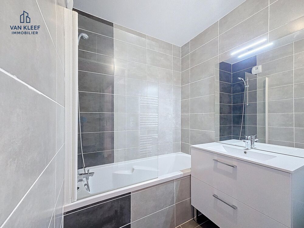 � vendre  Appartement Divonne-les-Bains (01220)