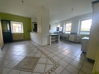  Maison à vendre 10 pièces 318 m²