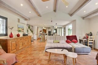  Maison à vendre 7 pièces 196 m²