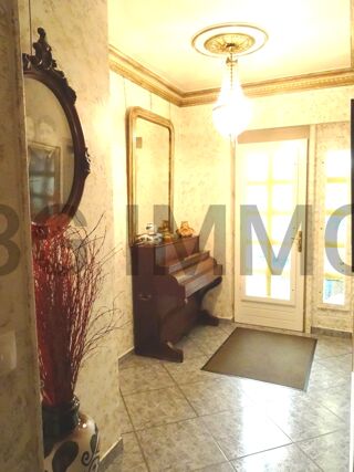  Immeuble � vendre 15 + pi�ces 420 m�