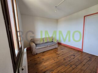  Immeuble à vendre 111 m²
