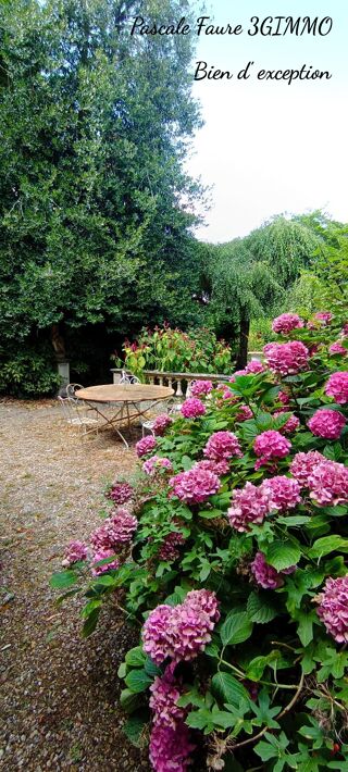  Maison à vendre 9 pièces 215 m²