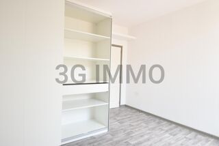  Appartement à louer 2 pièces 34 m²