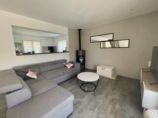  Maison  vendre 6 pices 143 m