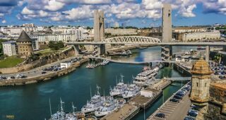  Immeuble � vendre 13 pi�ces 