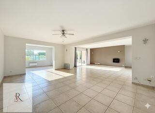  Maison  vendre 7 pices 213 m