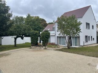  Maison � vendre 8 pi�ces 216 m�