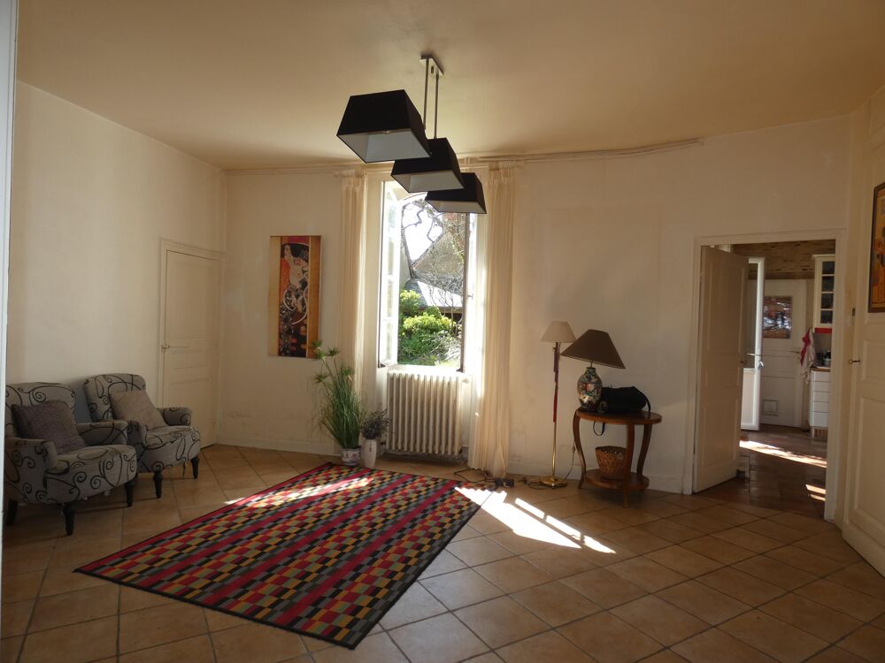 Maison avec dépendance 8 pièces