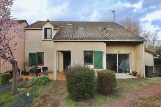 Maison 8 pièces 162 m² · à Cherisy · 162 m² · 229 000 €