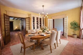  Maison � vendre 11 pi�ces 392 m�