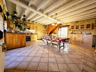  Maison � vendre 11 pi�ces 308 m�