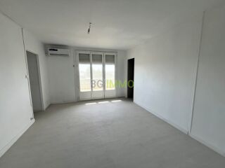  Appartement à louer 4 pièces 67 m²