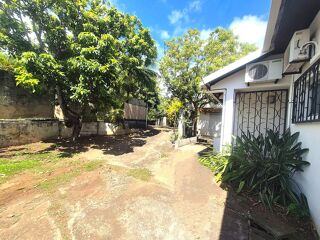 Vente Maison Investissement  Locatif - Villa Familiale - 265 m² - 97400 Saint francois