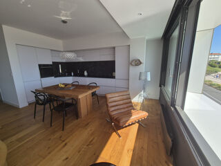  Appartement � vendre 3 pi�ces 77 m�