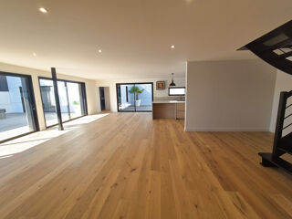  Maison � vendre 7 pi�ces 213 m�