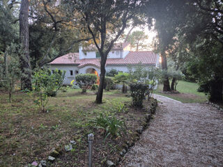  Maison � vendre 5 pi�ces 215 m�