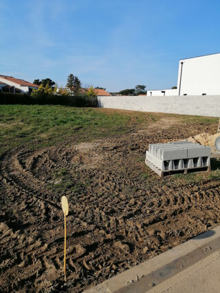  Terrain à vendre 618 m²