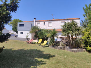  Maison � vendre 14 pi�ces 375 m�