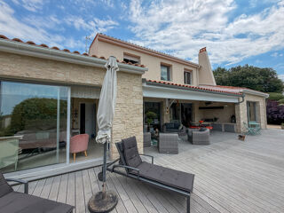 Maison à vendre 7 pièces 177 m²