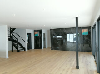  Maison � vendre 7 pi�ces 213 m�