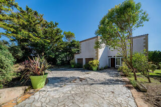  Maison � vendre 7 pi�ces 237 m�