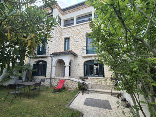  Maison à vendre 12 pièces 330 m²