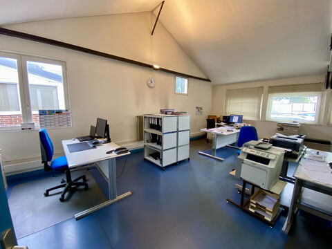   Bureaux à louer   Centre de Saint-Nicolas-d'Aliermont 