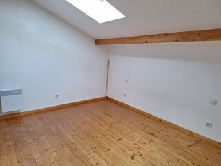  Appartement à louer 3 pièces 52 m²