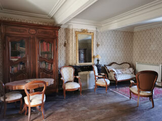  Propri�t�/ch�teau � vendre 11 pi�ces 322 m�