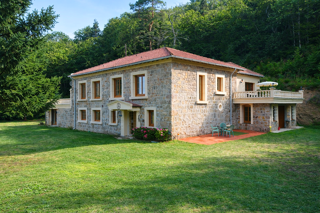  Propriété/château à vendre 9 pièces 205 m²