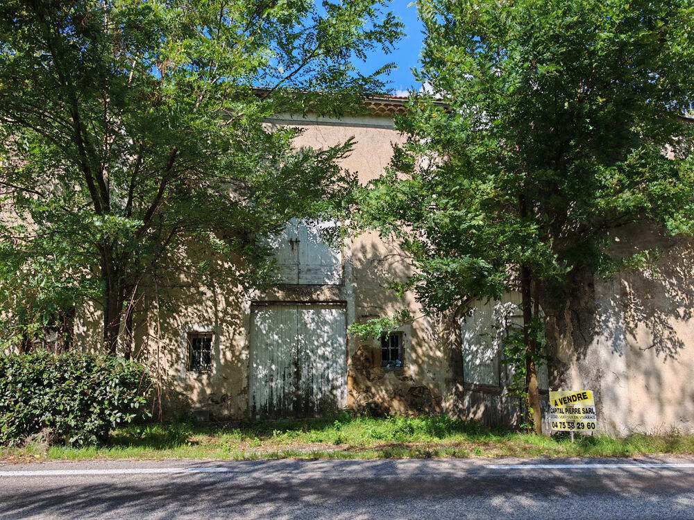 Vente Propriété/Château ENSEMBLE IMMOBILIER AVEC FORT POTENTIEL SUR PLUS DE 1,6HA DE TERRAIN Boffres