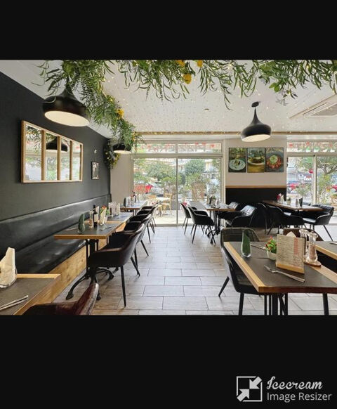   JUAN LES PINS, restaurant, 80 couverts, 100 M des plages, terrasse, parking, excellent état. 