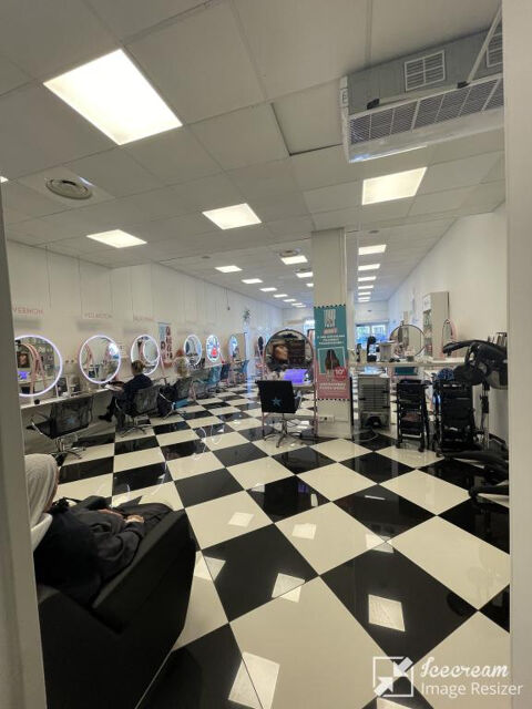   SALON DE COIFFURE CA Supérieur à 200K€, VILLENEUVE LOUBET 