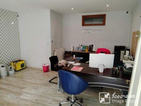   A LOUER EN EXCLUSIVITE   LOCAL  PROFESSIONNEL   NICE   BOULEVARD DE LA MADELEINE 