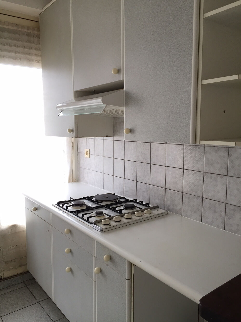 Location Appartement Arles Trinquetaille T2 de 32m2 au 3ème étage Arles