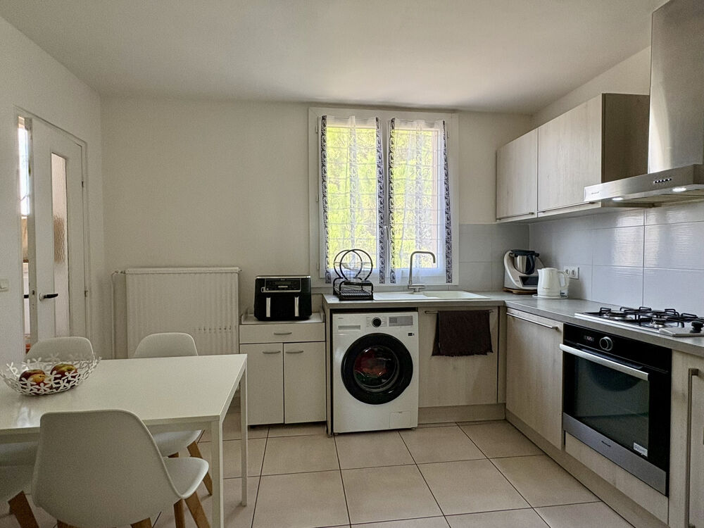 Vente Appartement ARLES. Appartement en parfait état avec cave et parking. Arles