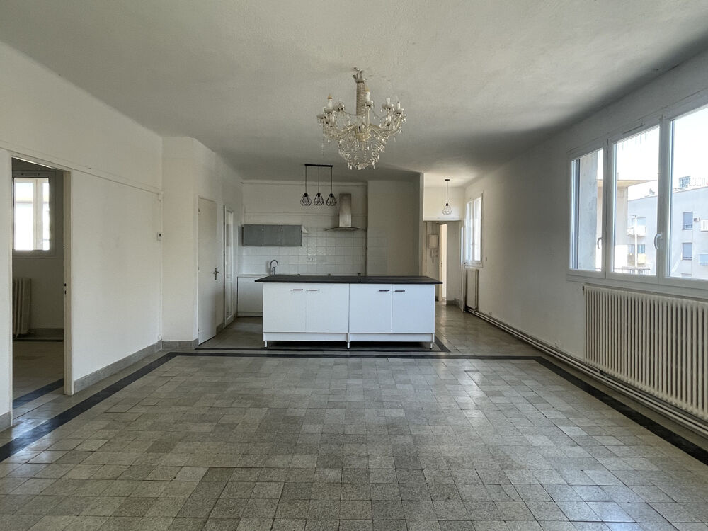 Vente Appartement ARLES TRINQUETAILLE - Appartement de 120 m2 - 3 chambres - Balcon - Cave et parking Arles