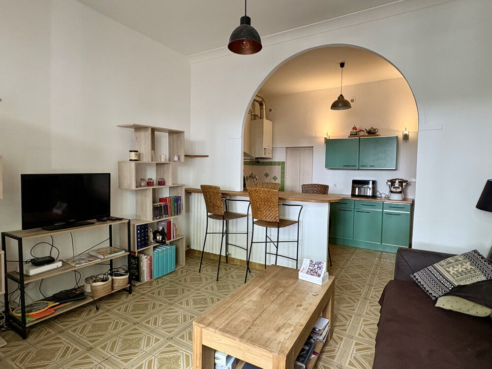 Vente Maison ARLES. Maison de ville avec terrasse Arles