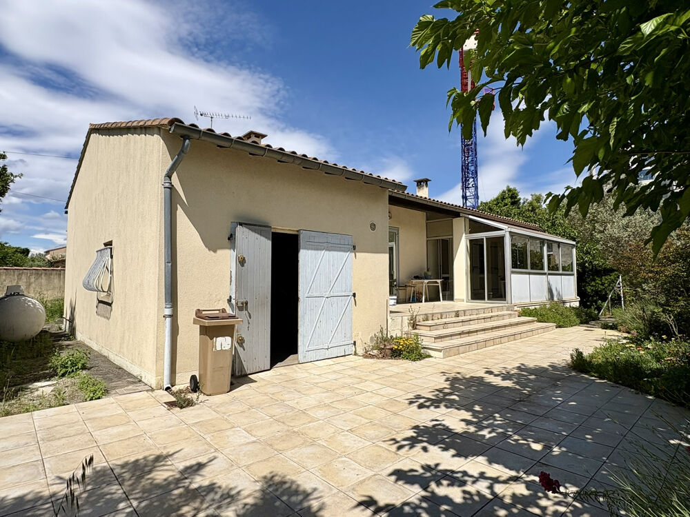 A mouleyres chemin de la tour des jonquets - vente d'une villa de 80m2 environ sur un joli terrain de 982m2