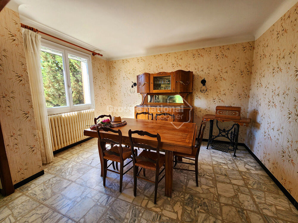 Villa. SAINT-MARTIN-DE-CRAU