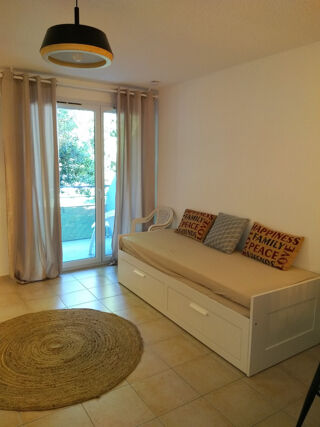  Appartement à louer 1 pièce 25 m²