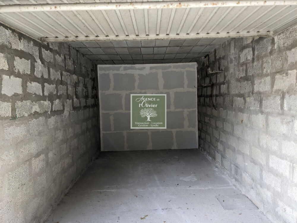 Location Parking/Garage Garage à louer dans résidence sécurisée Arles