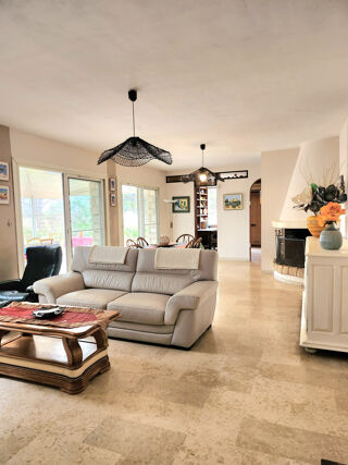  Maison à vendre 4 pièces 240 m²