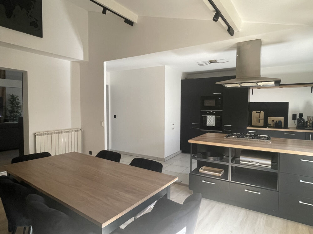 Appartement à Tarascon 4 pièces 101 m2
