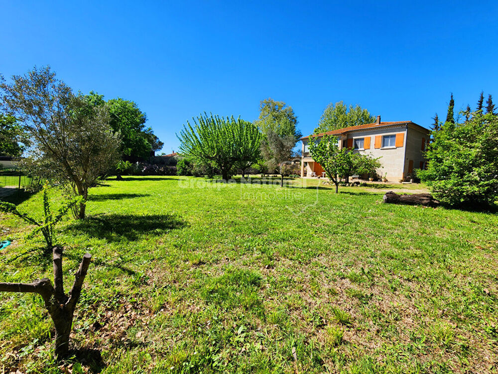 Villa. SAINT-MARTIN-DE-CRAU