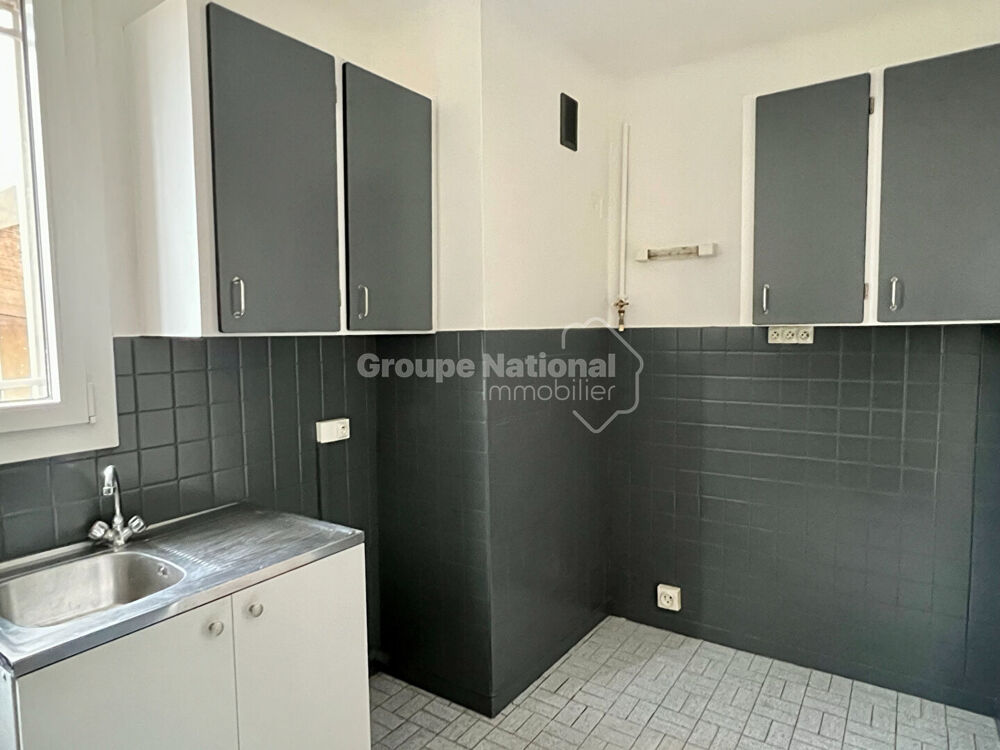 ARLES CENTRE - Appartement T4 de 91m2 dans résidence sécurisée avec ascenseur